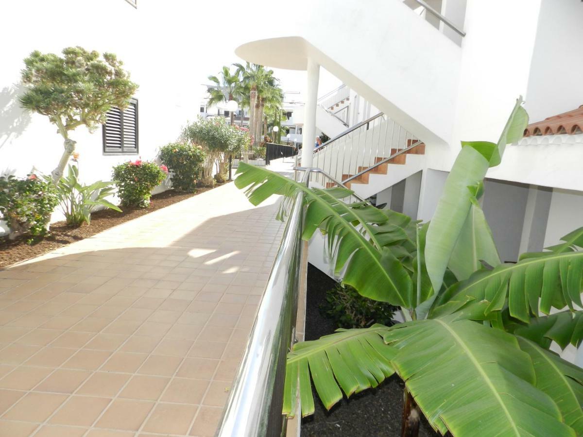 Victoria Court Modern 1 Bed Apartment Лос Кристианос Екстериор снимка